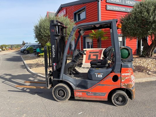 Chariot élévateur gaz - 02-08FGF18
