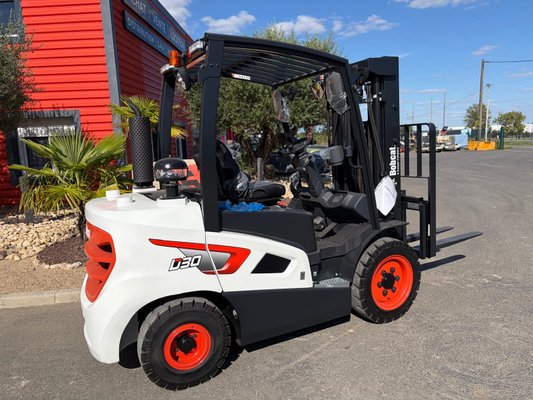 Chariot élévateur diesel Bobcat D30S-9