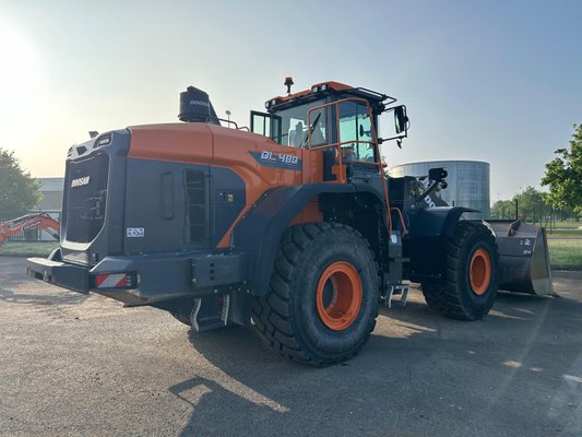 Chargeuse sur pneus Doosan DL480-7