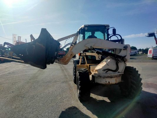 Chargeuse articulée Terex-Schaeff SKS 634
