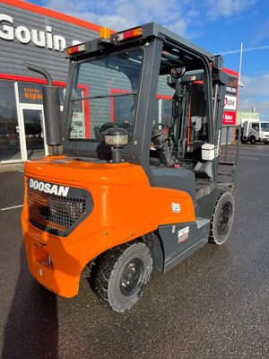 Chariot élévateur diesel Doosan D25NXS TDL