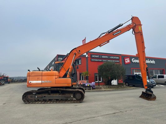 Pelle sur chenilles - DX160 SLR