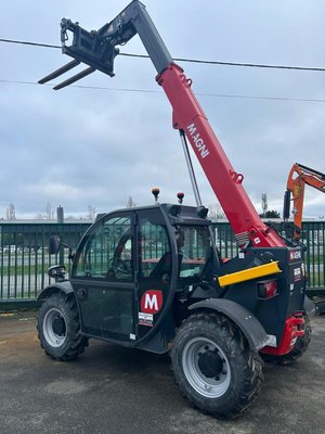 Chariot élévateur télescopique Magni TH 3.6