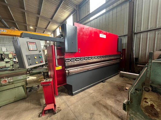 Presse plieuse ADFORM APH 4106X160