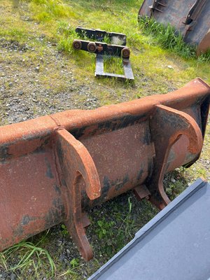 Godet terre Caterpillar Godet à terre