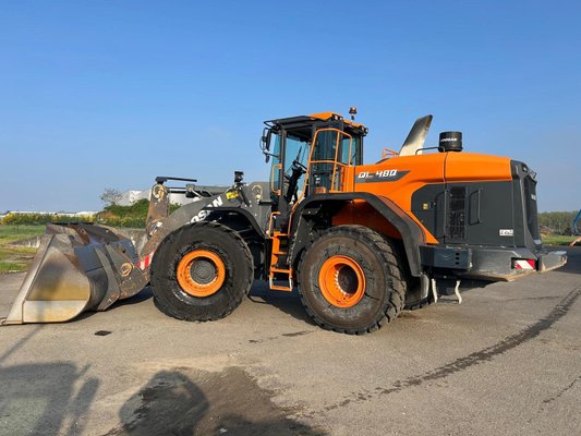 Chargeuse sur pneus Doosan DL480-7