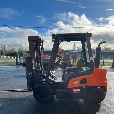 Chariot élévateur diesel Doosan D25NXS TDL