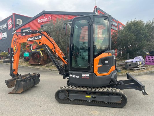 Mini pelle Doosan DX27Z-7