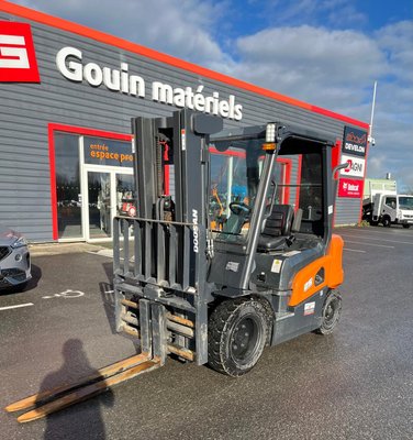 Chariot élévateur diesel Doosan D25NXS TDL