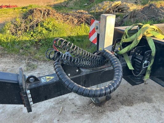 Remorque plateau Chieftain PLATEAU PORTE MATERIELS LL32V2