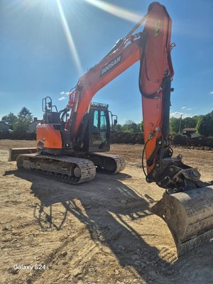 Pelle sur chenilles Doosan DX140LCR-7