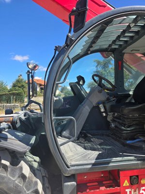 Chariot élévateur télescopique Magni TH 5.5-15    55Kw