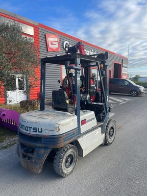 Chariot élévateur diesel Komatsu FD25T-11E