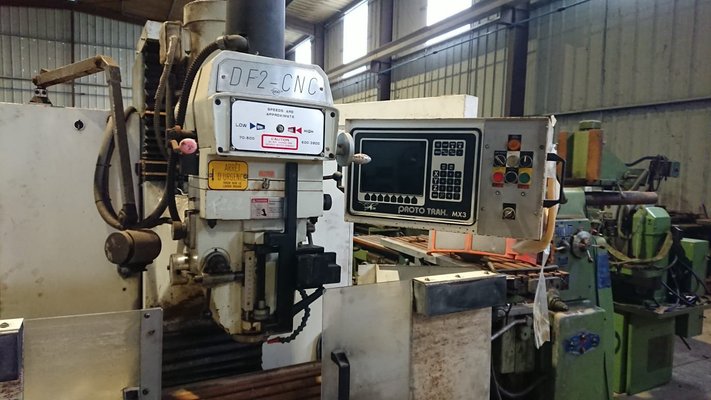 Fraiseuse NC DF2-CNC