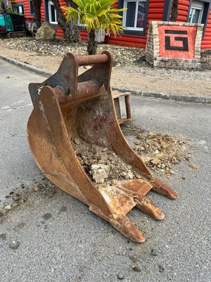 Godet tranchée - Godet de tranchée