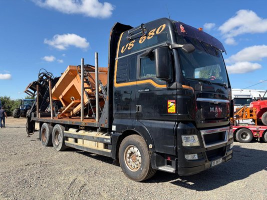 Camion plateau Man TXG 33.680