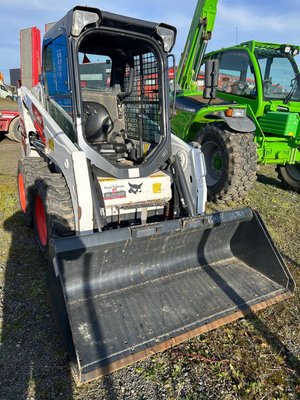 Mini chargeuse sur pneus Bobcat S450