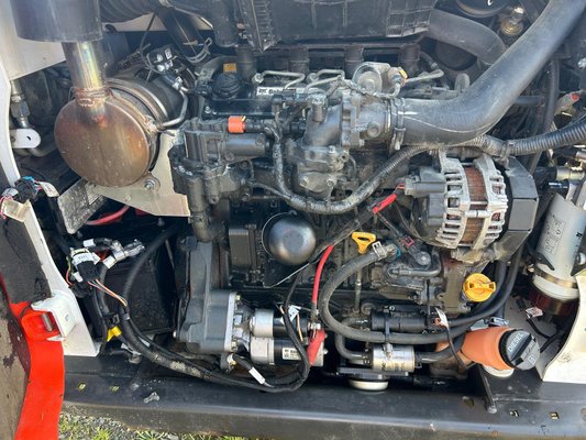 Mini chargeuse sur pneus Bobcat S450