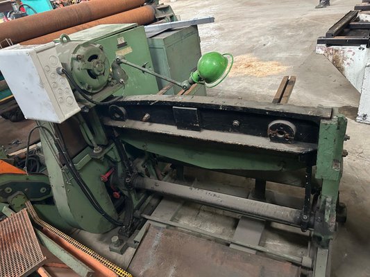 Cisaille guillotine NC LAPIPE & WITTMANN