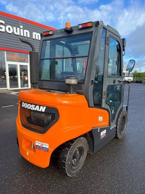 Chariot élévateur diesel Doosan D25NXS TDL