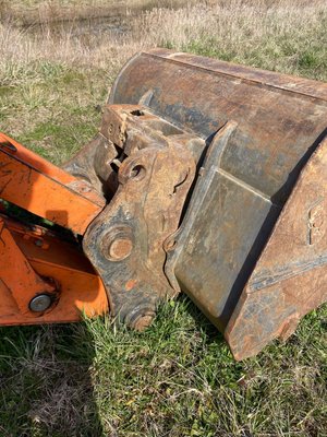 Pelle sur chenilles Doosan DX180LC-3