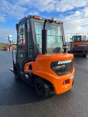 Chariot élévateur diesel Doosan D25NXS TDL