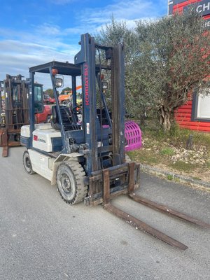 Chariot élévateur diesel - FD25T-11E