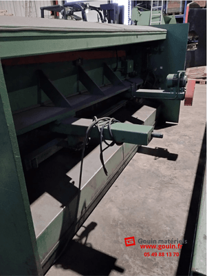 Cisaille guillotine Haco TS306