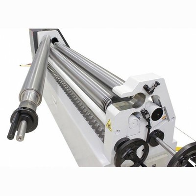 Rouleuse Arrow RMO 2050 x 140