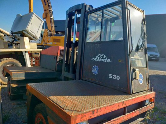 Chariot élévateur latéral Fenwick Linde S30