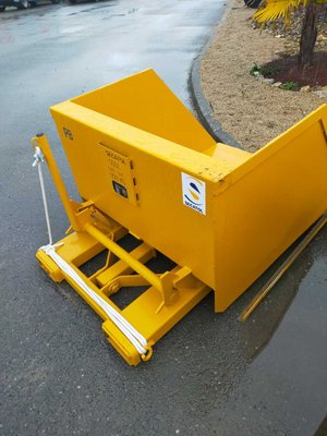 Accessoire de manutention - PELLE BASCULANTE PB 500L