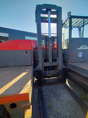 Chariot élévateur latéral Fenwick Linde S30