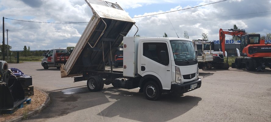 Camion benne Renault MAXITY