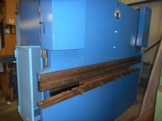 Presse plieuse - 2050x65T